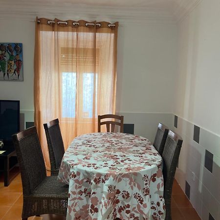 T2 2 Bedroom Flat In Arroios Лиссабон Экстерьер фото