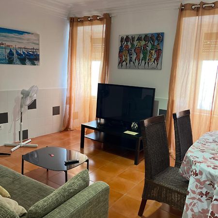 T2 2 Bedroom Flat In Arroios Лиссабон Экстерьер фото