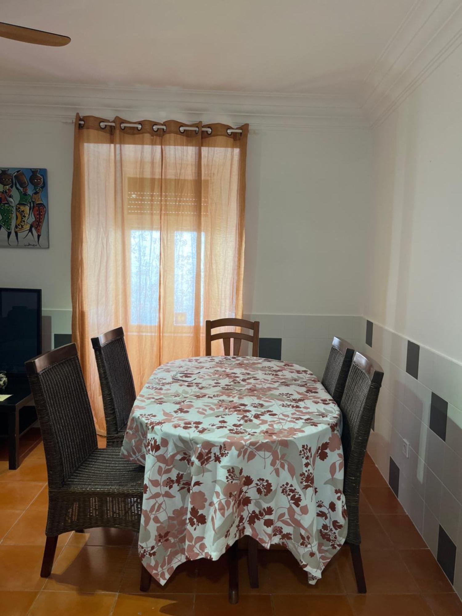 T2 2 Bedroom Flat In Arroios Лиссабон Экстерьер фото