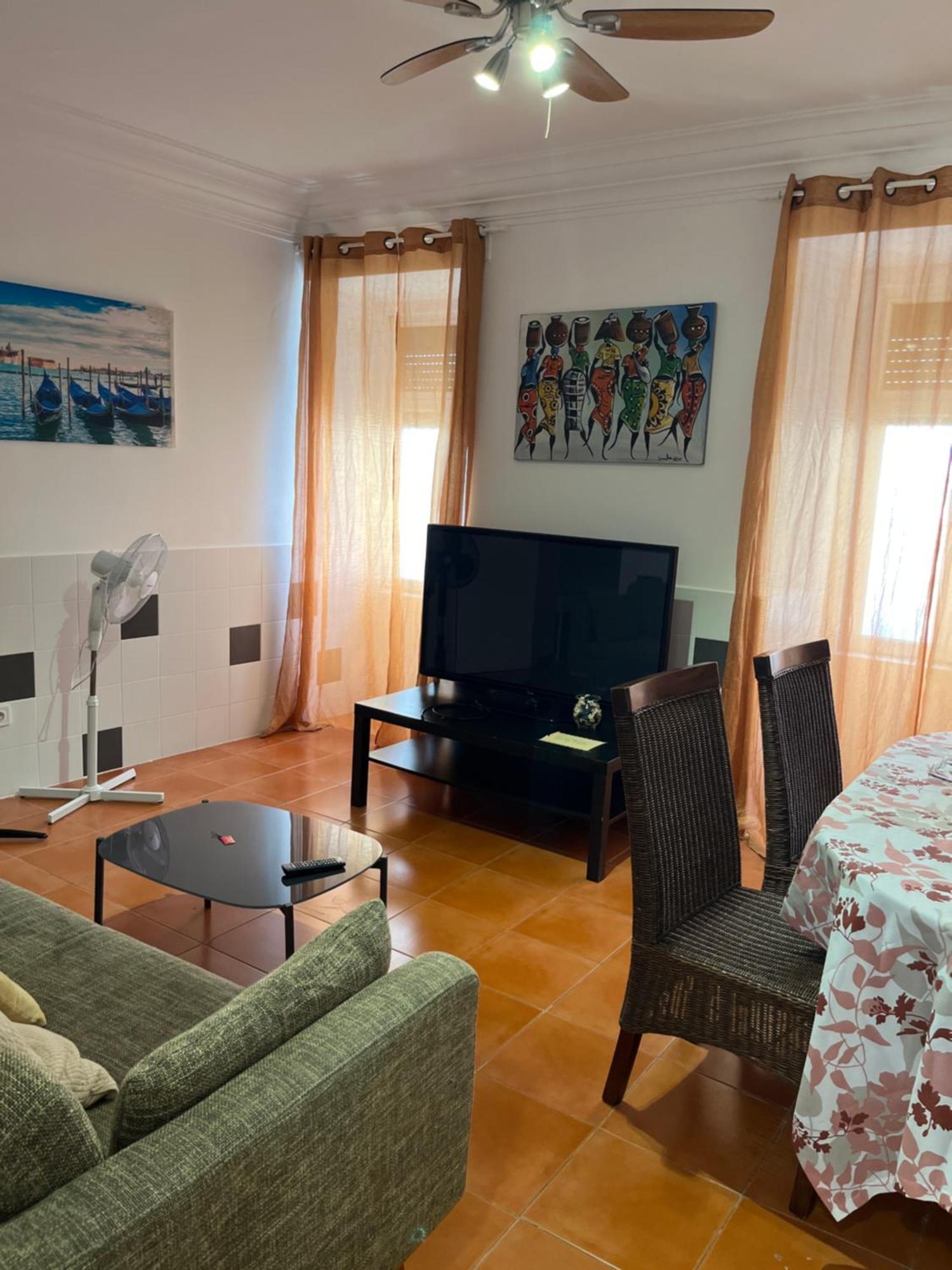 T2 2 Bedroom Flat In Arroios Лиссабон Экстерьер фото